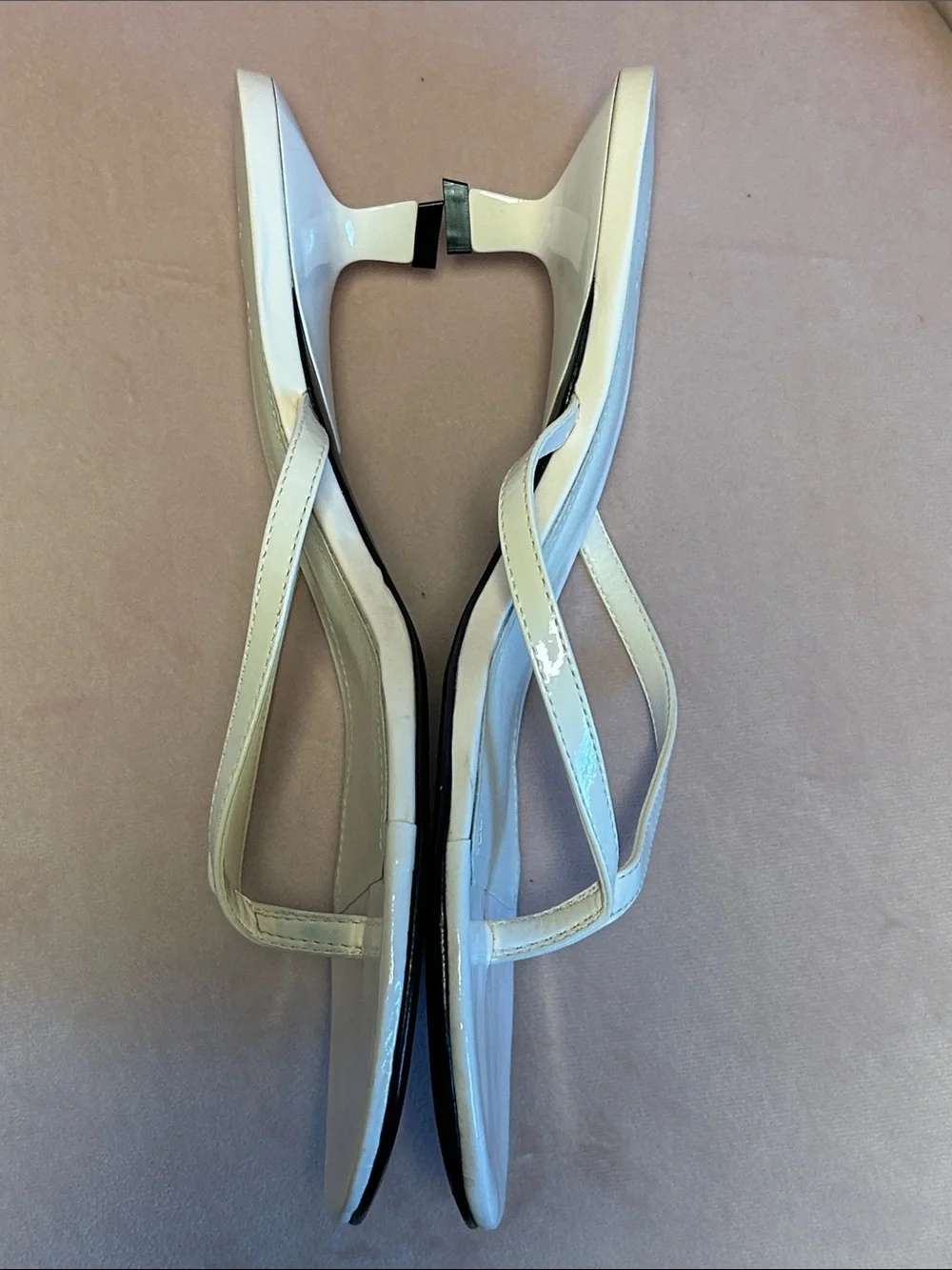 SCHUTZ CAROLYN 50MM LEATHER KITTEN-HEEL THONG SANDALS VERY LIGHT PINK SIZE 9.5